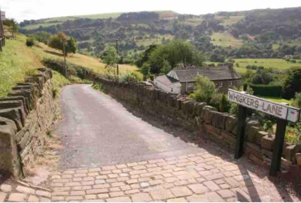 Unique Victorian Stable Conversion Halifax Eksteriør bilde